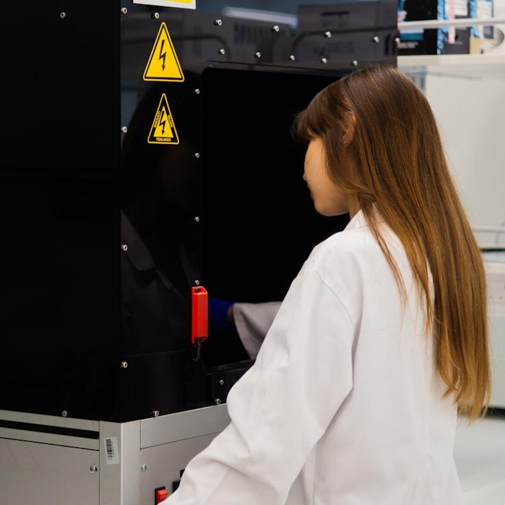 Technical rendering setup showing 3D element optimization for presentations